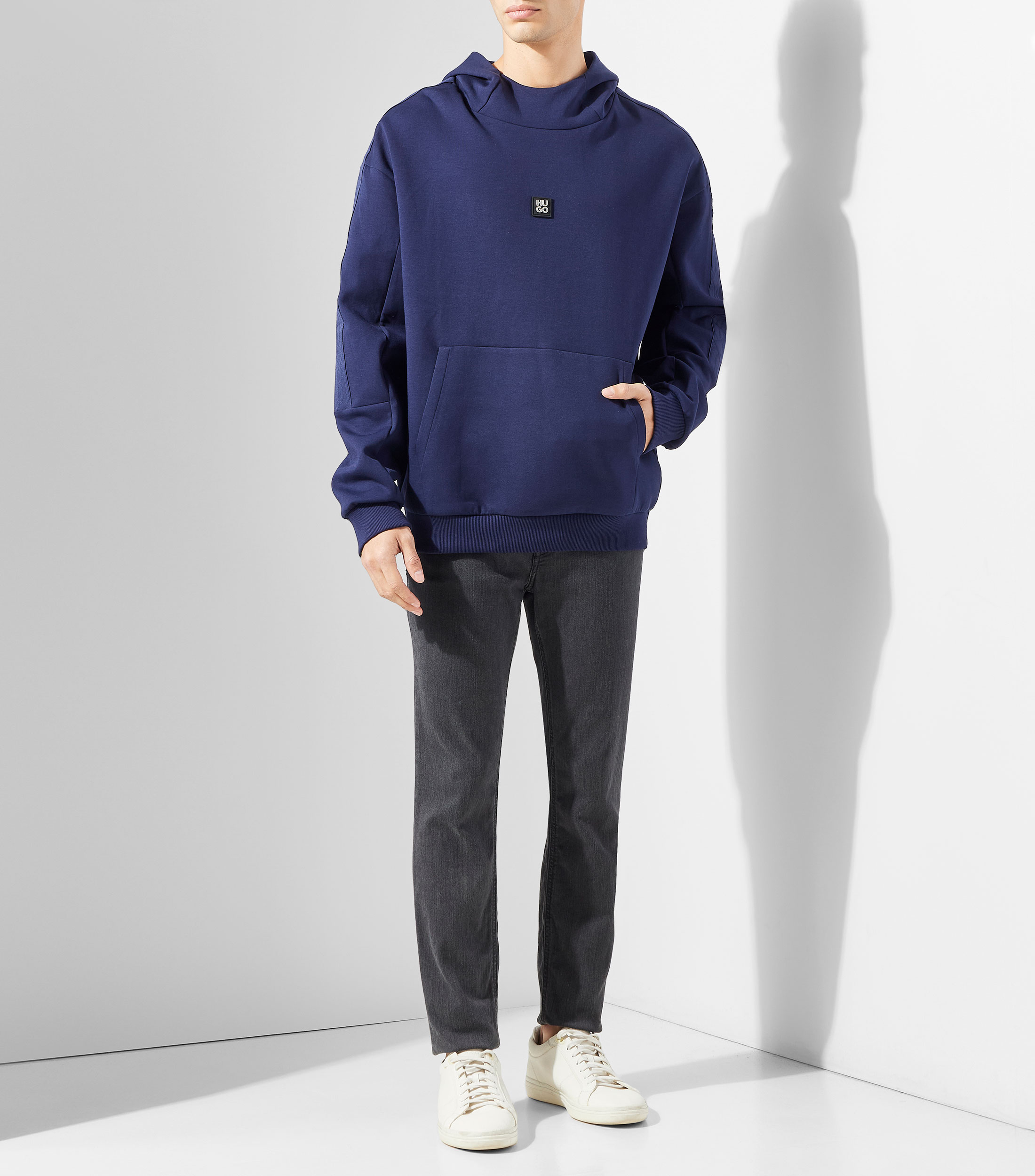 Sudadera canguro con capucha Hombre